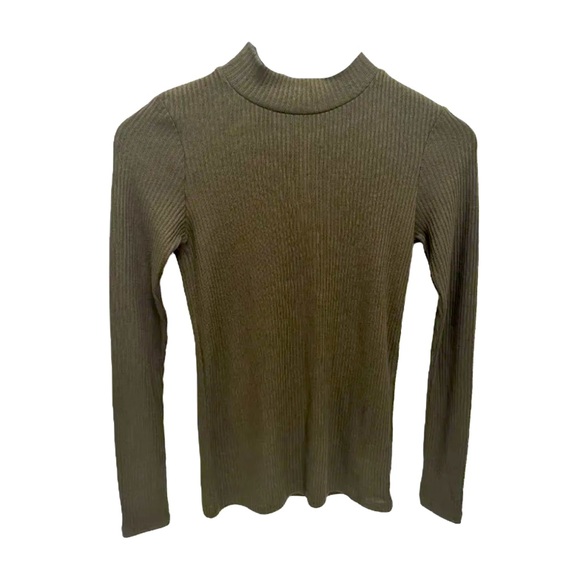 Uniqlo Tops - Uniqlo Ribbed Green Long Sleeve Turtleneck Shirt